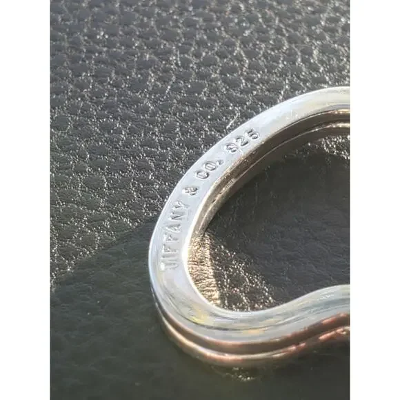 Tiffany Sterling Silver Heart Key Holder Ring Keychain 925 - Picture 3 of 4